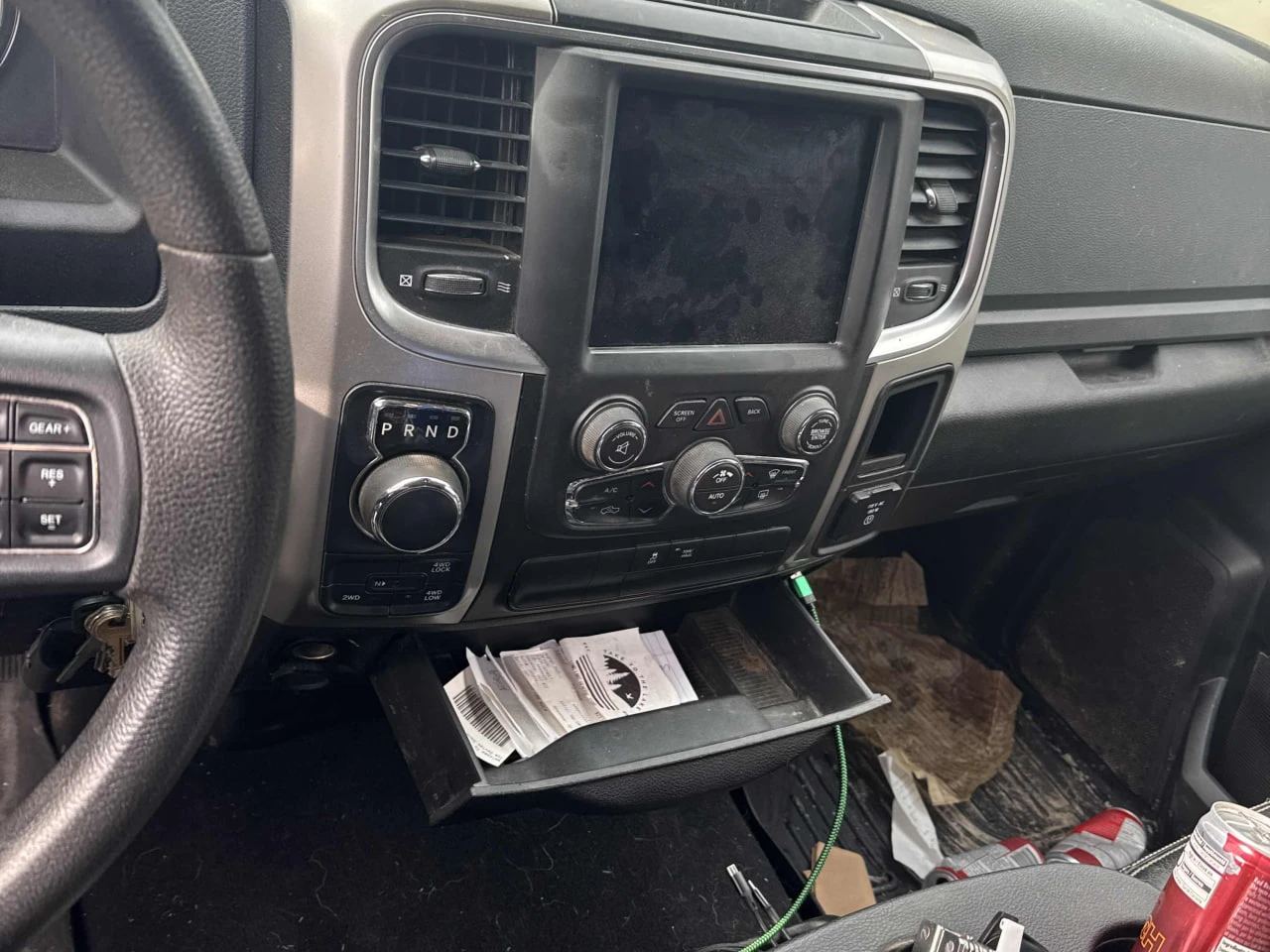 Dodge RAM 1500 CARFAX* АВТОФИНАНСИРАНЕ БЕЗ ПЪРВОНАЧАЛНА ВНОСКА - изображение 9