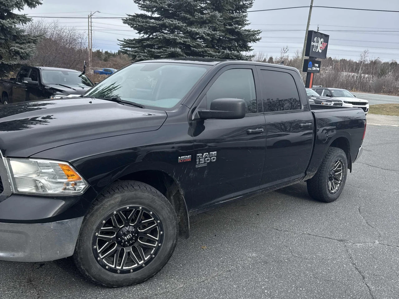 Dodge RAM 1500 CARFAX* АВТОФИНАНСИРАНЕ БЕЗ ПЪРВОНАЧАЛНА ВНОСКА - изображение 2