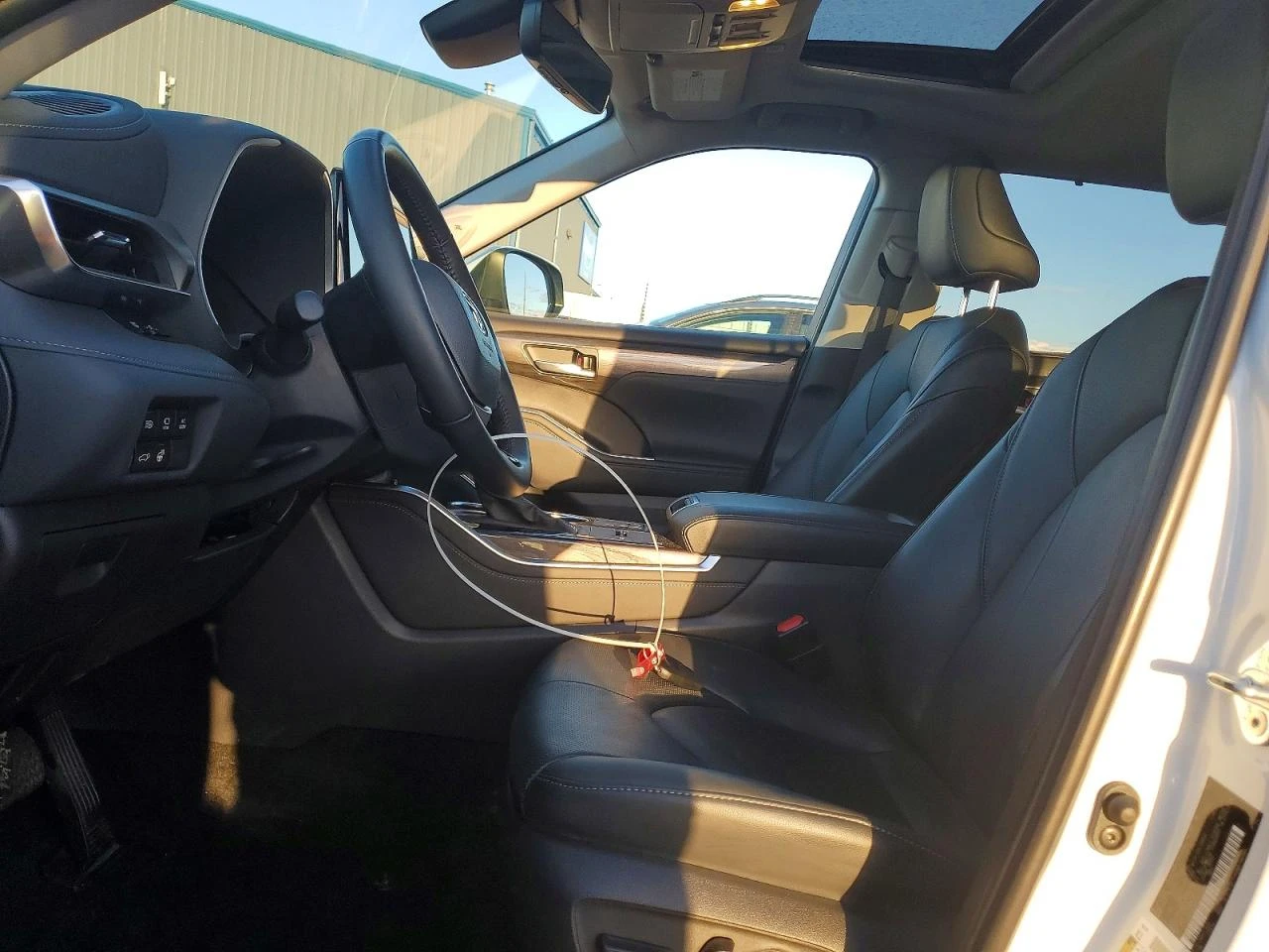 Toyota Highlander 2.5l Hybrid Limited, снимка 7 - Автомобили и джипове - 54094713