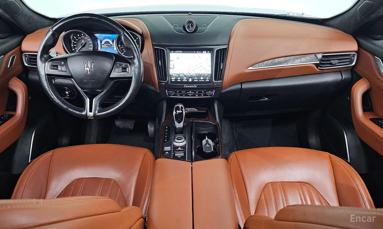 Maserati Levante 3.0* AWD* LUXURARY* ПОДГРЕВ* ОБДУХВАНЕ* НАВИГАЦИЯ, снимка 3 - Автомобили и джипове - 54766167