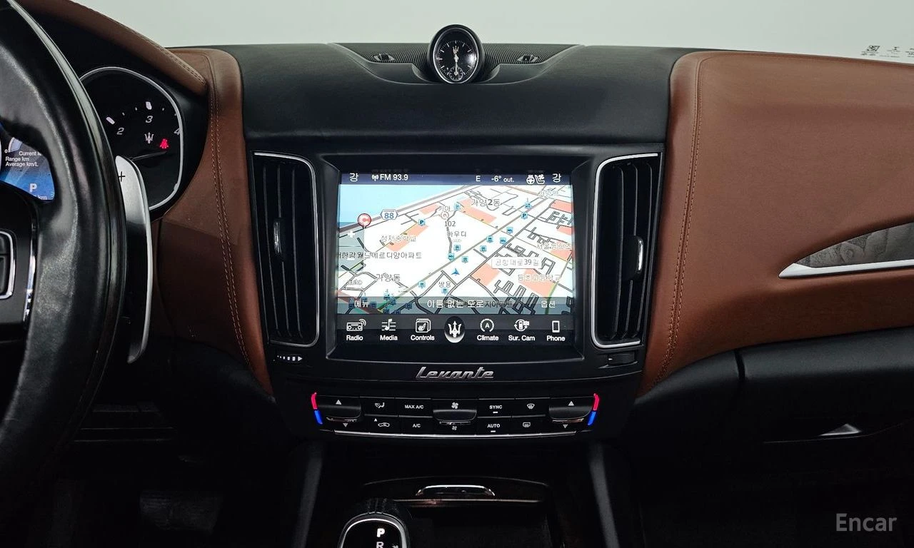 Maserati Levante 3.0* AWD* LUXURARY* ПОДГРЕВ* ОБДУХВАНЕ* НАВИГАЦИЯ, снимка 7 - Автомобили и джипове - 54766167
