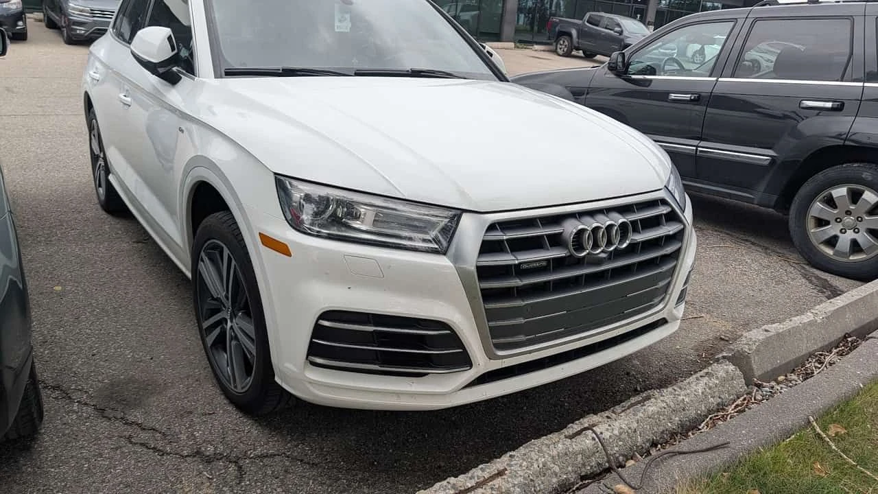 Audi Q5 * Progressiv S-line* CARFAX* АВТОФИНАНСИРАНЕ* , снимка 6 - Автомобили и джипове - 55645547