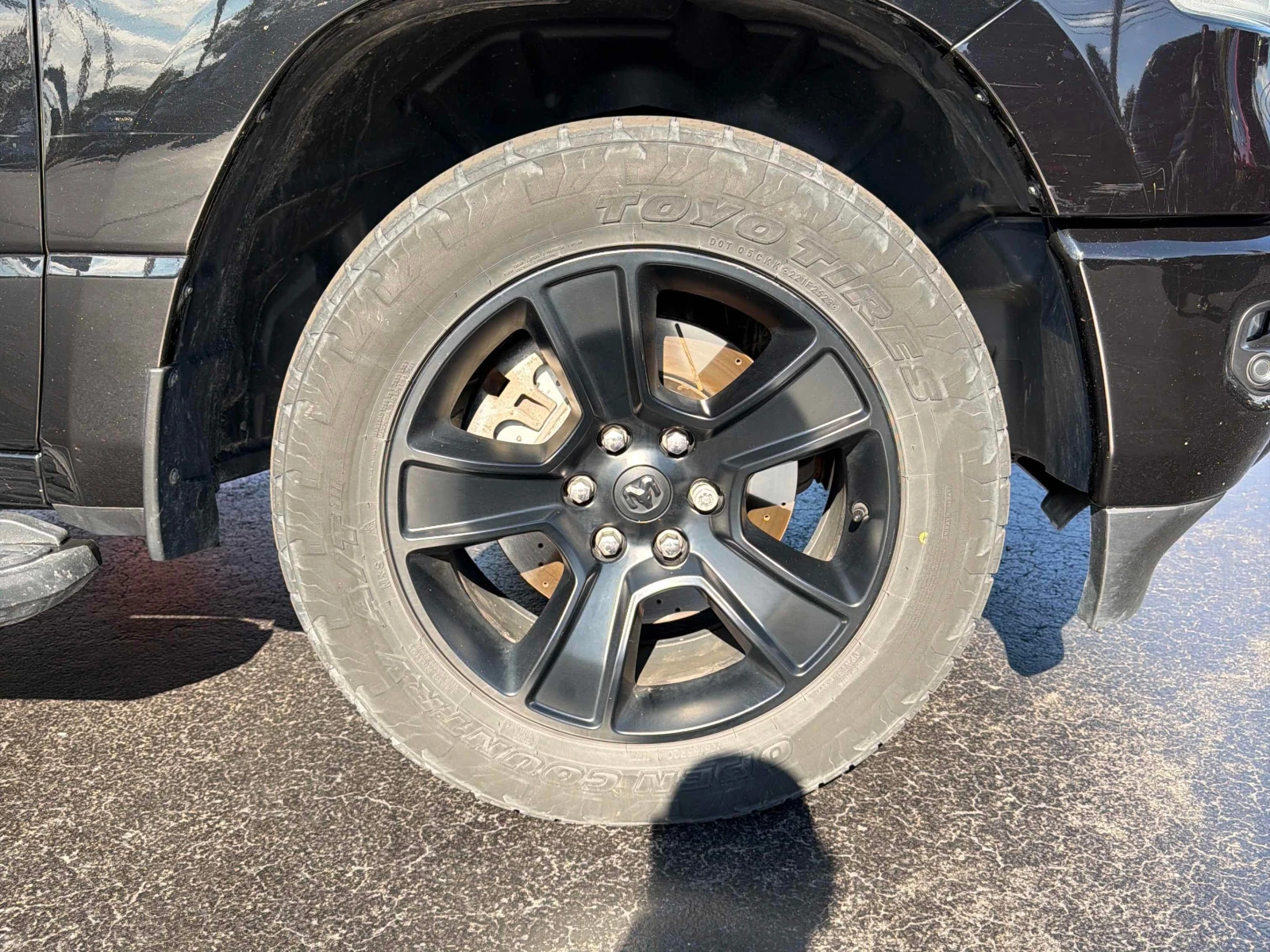 Dodge RAM 1500 * Sport * ПОДГРЕВ * ОБДУХВАНЕ * АВТОКРЕДИТ, снимка 6 - Автомобили и джипове - 56070751