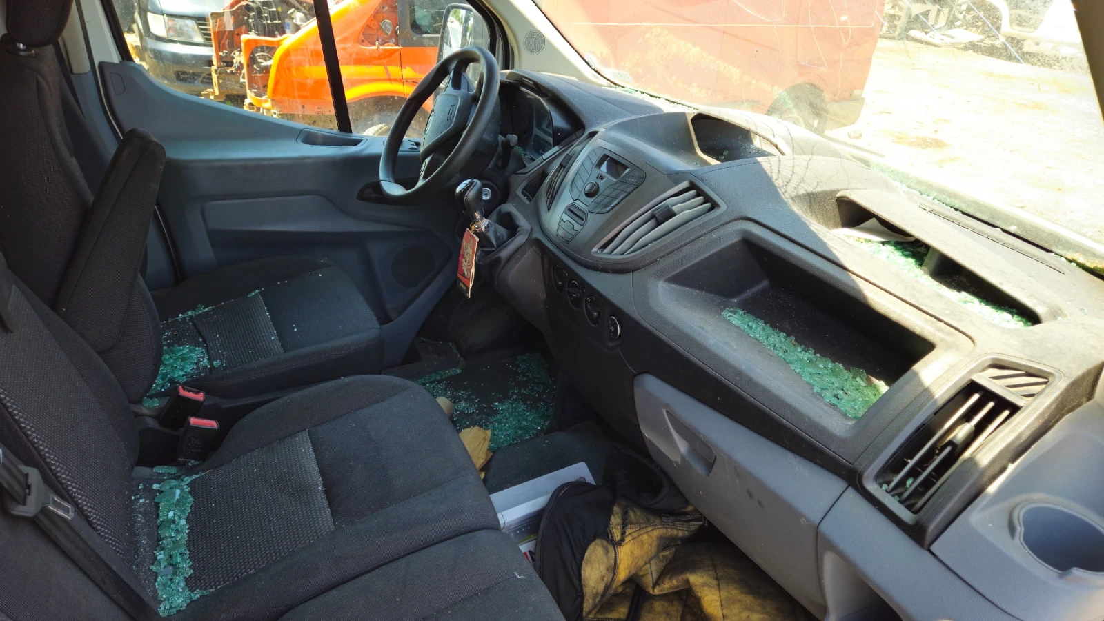 Ford Transit 2.0tdci/на части  - изображение 5