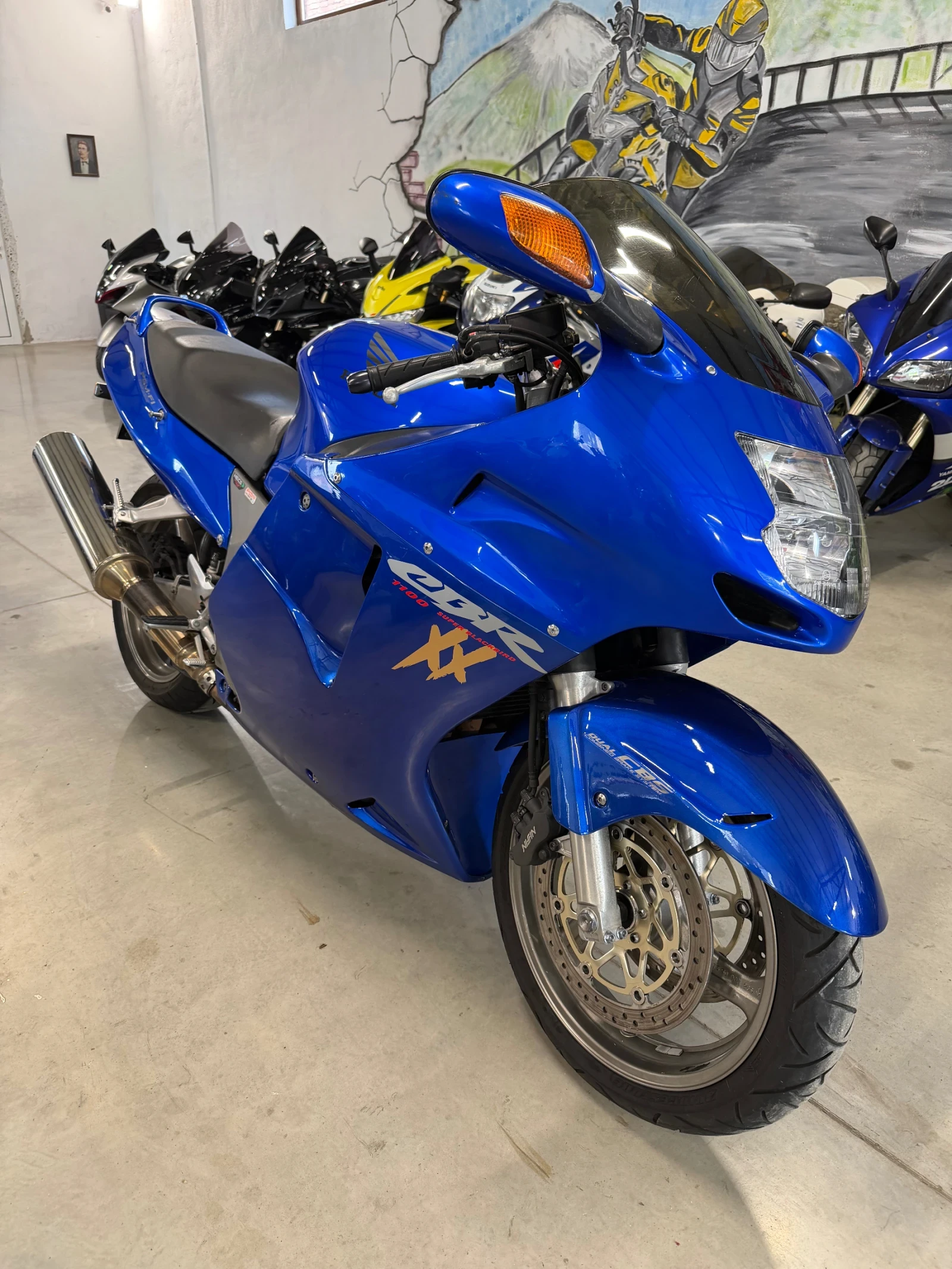 Honda Cbr 1100XX Super Blackbird 
