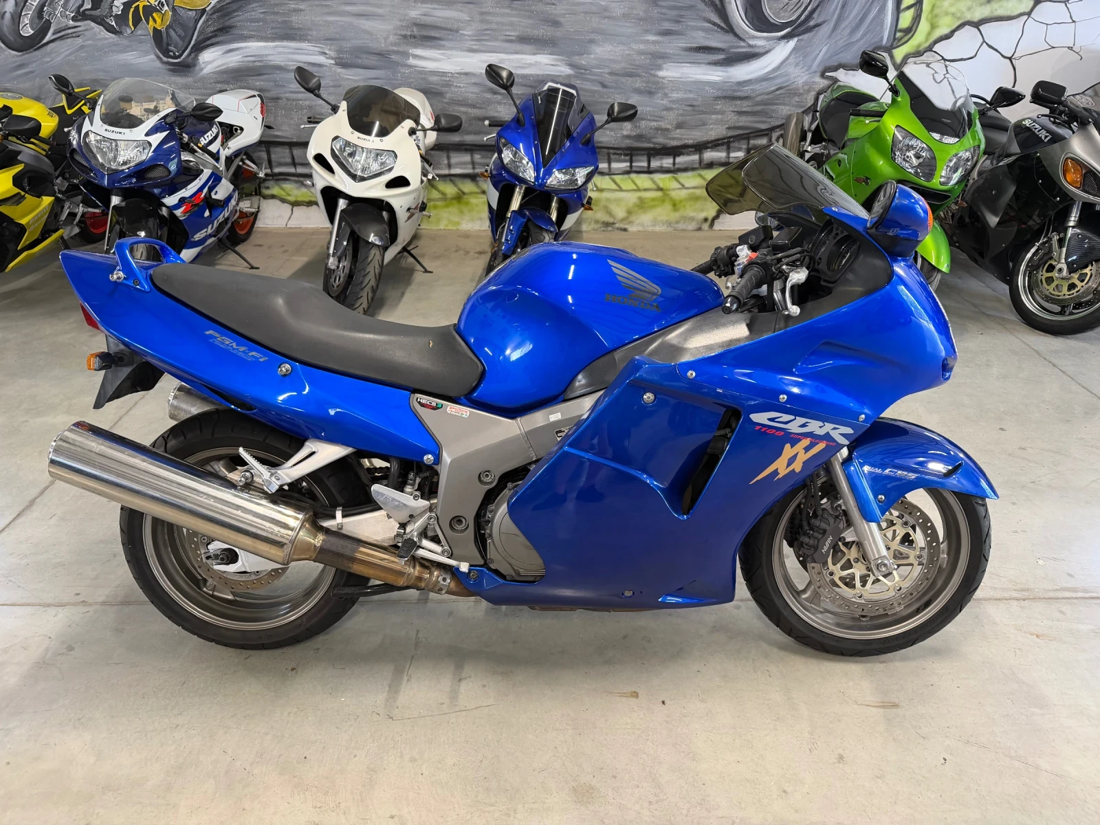 Honda Cbr 1100XX Super Blackbird , снимка 2 - Мотоциклети и мототехника - 54608542