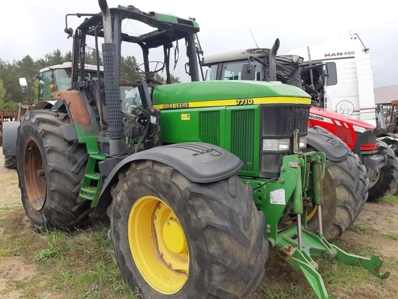 Трактор John Deere 7810 НА ЧАСТИ , снимка 4 - Селскостопанска техника - 46526824