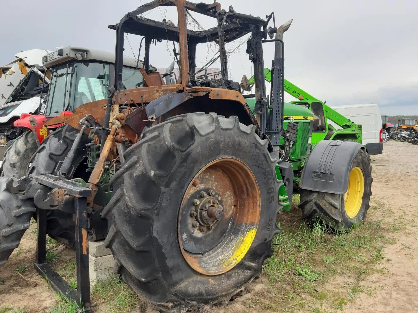 Трактор John Deere 7810 НА ЧАСТИ  - изображение 6