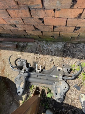 Peogeot 208 2012-2017г преден мост, снимка 3