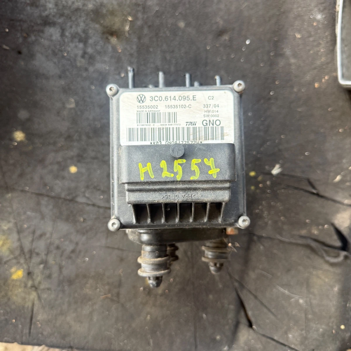 ABS помпа за VW Passat B6 3C0614095E-2557