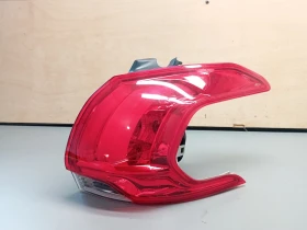 Стоп десен външен Пежо 2008 1.6хди