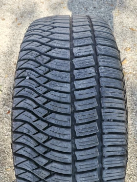      235/55R18