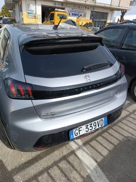 Peugeot 208 GTline, снимка 9