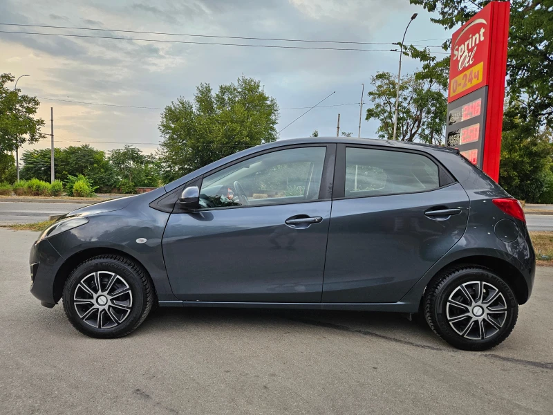 Mazda 2 1.3, 75к.с., FACELIFT!, снимка 8 - Автомобили и джипове - 47057782