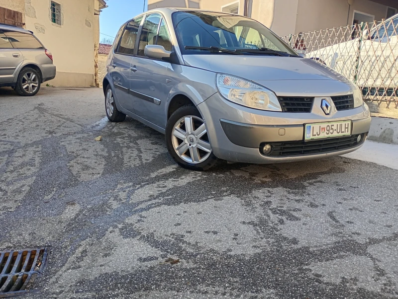 Renault Scenic, снимка 1 - Автомобили и джипове - 48223783