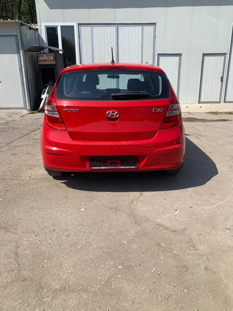 Hyundai I30 1.6 i /125 к.с, снимка 4 - Автомобили и джипове - 48483835