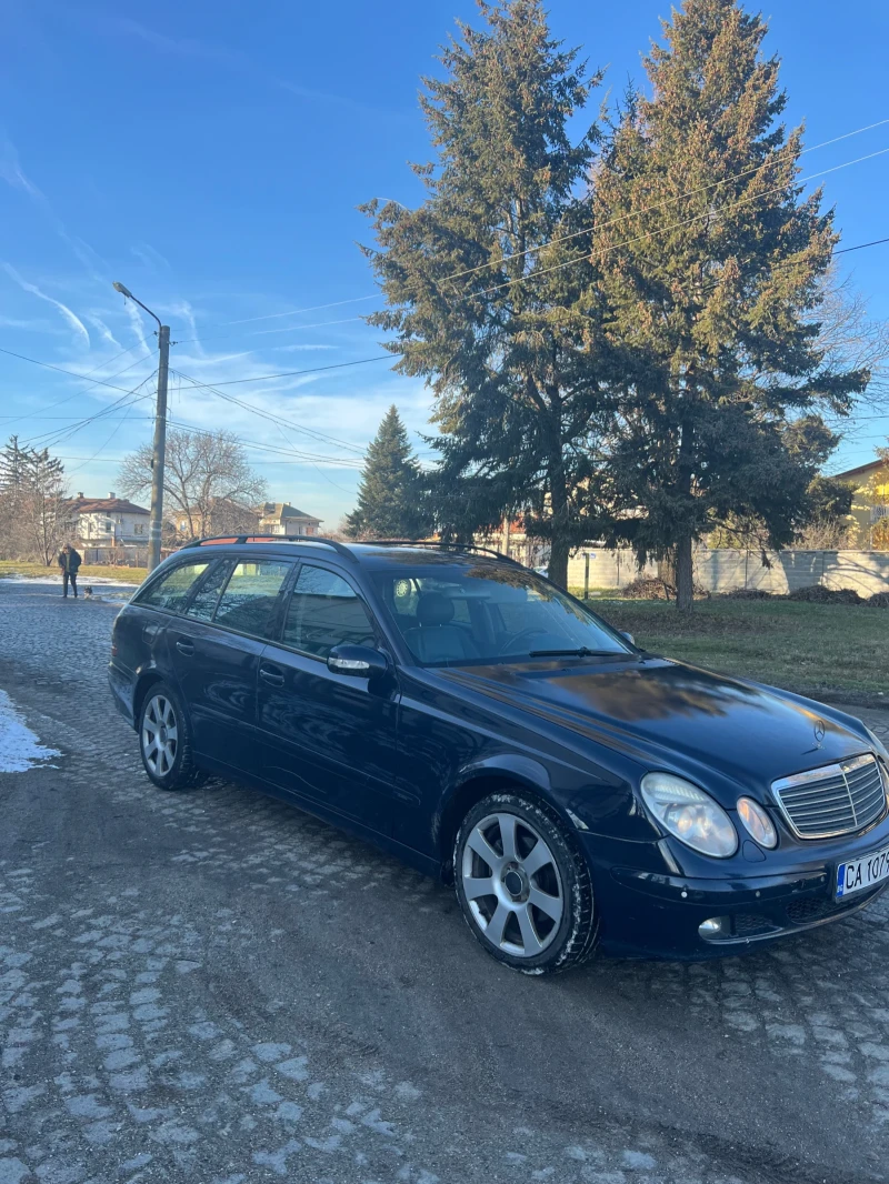 Mercedes-Benz E 220 CDI, снимка 2 - Автомобили и джипове - 48598311