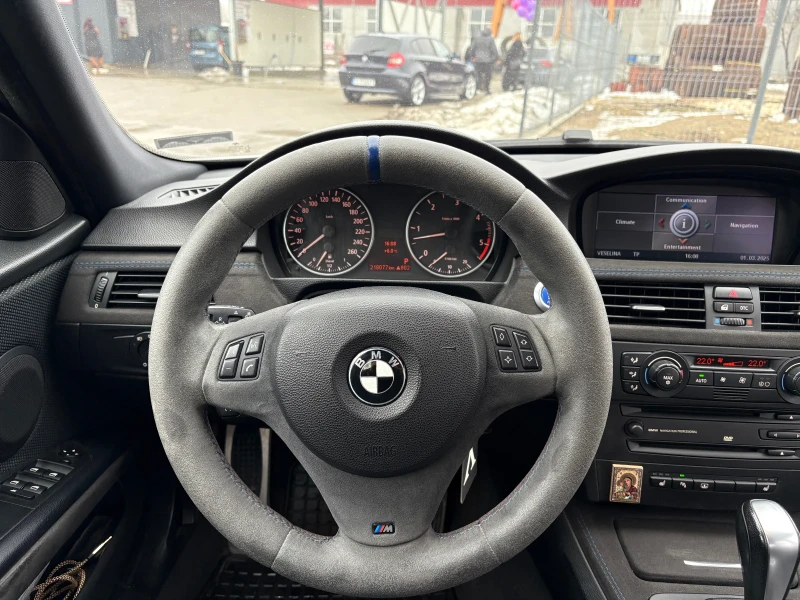 BMW 330 330d , снимка 13 - Автомобили и джипове - 49391710