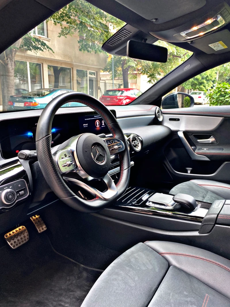 Mercedes-Benz CLA 180 AMG пакет черен пакет, снимка 8 - Автомобили и джипове - 51358875