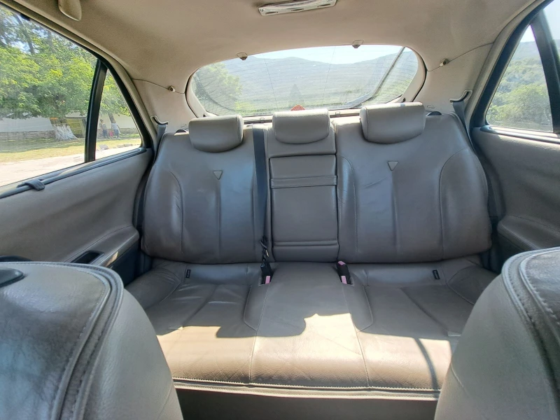 Renault Laguna, снимка 8 - Автомобили и джипове - 52355494