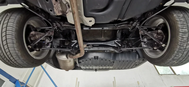 Honda Accord Type S като нова, снимка 17 - Автомобили и джипове - 52323940