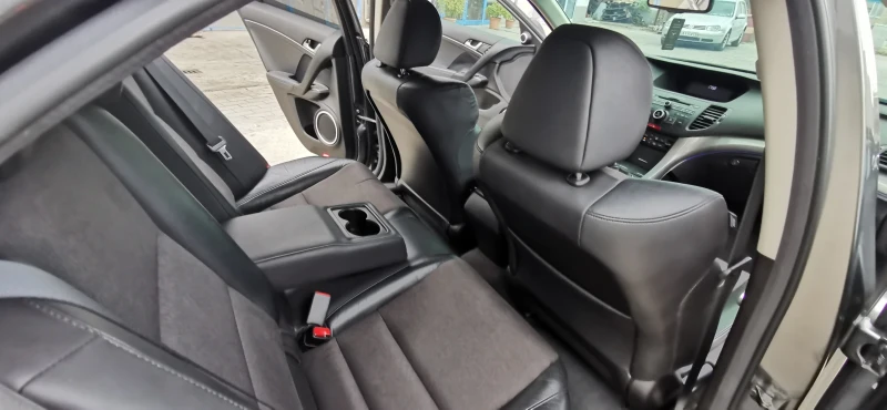 Honda Accord Type S като нова, снимка 10 - Автомобили и джипове - 52323940