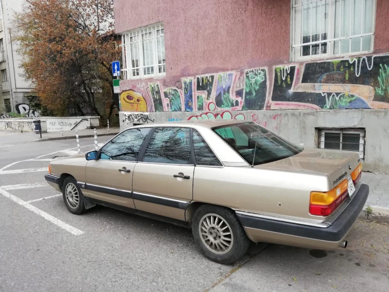 Audi 200, снимка 3 - Автомобили и джипове - 51934055