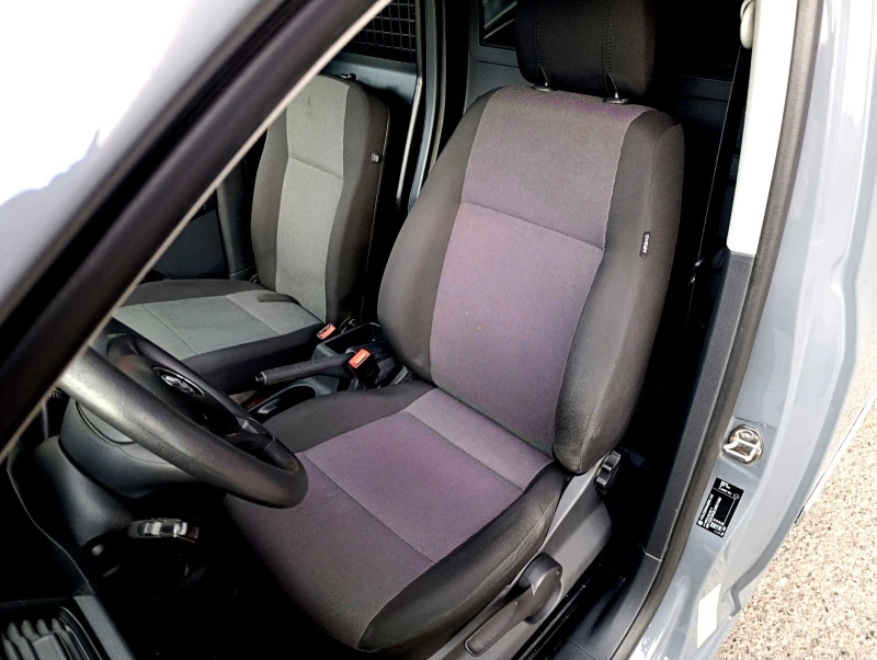 VW Caddy 1.4 CNG Cargo Maxi Заводски Метан!, снимка 10 - Автомобили и джипове - 52334654