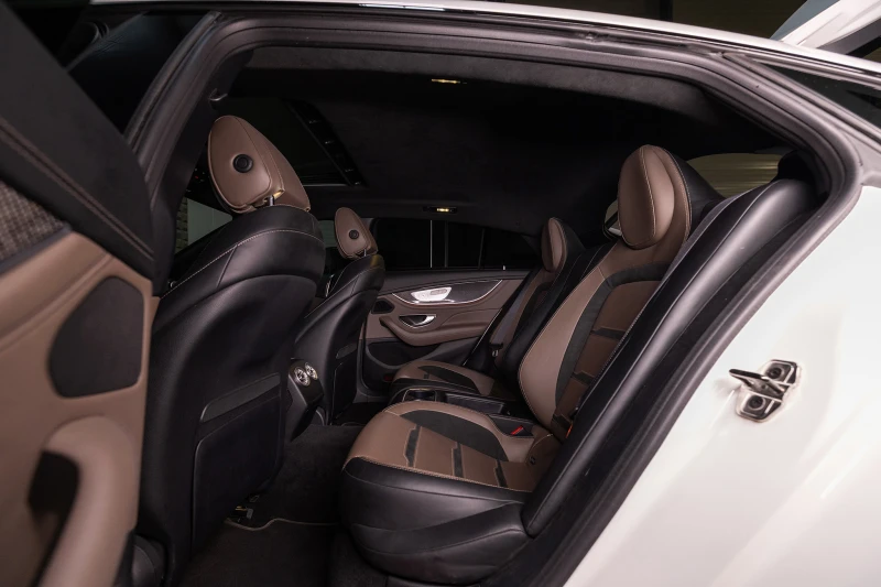 Mercedes-Benz GT 63, снимка 12 - Автомобили и джипове - 52991268