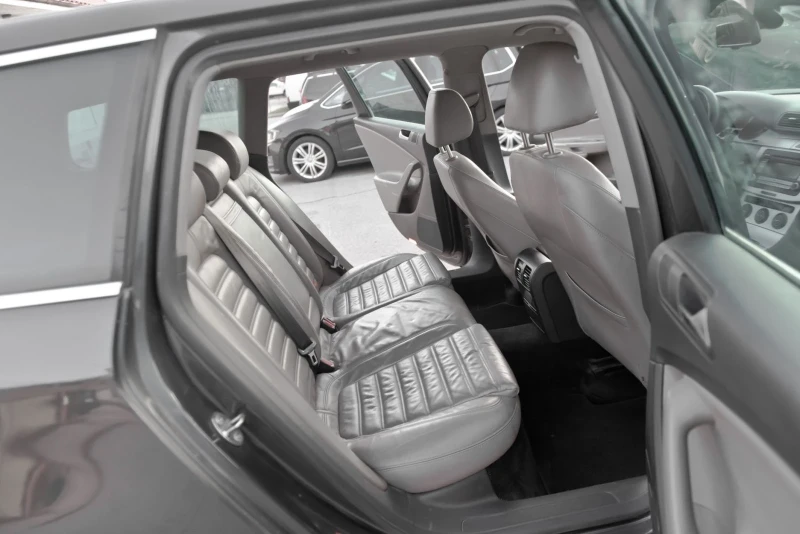 VW Passat 2.0 TDI 140 , снимка 10 - Автомобили и джипове - 53038899