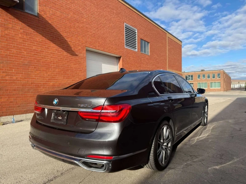 BMW 750 * xDrive * CARFAX * ЦЕНА ДО БГ, снимка 4 - Автомобили и джипове - 53303643