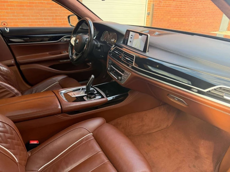 BMW 750 * xDrive * CARFAX * ЦЕНА ДО БГ, снимка 10 - Автомобили и джипове - 53303643