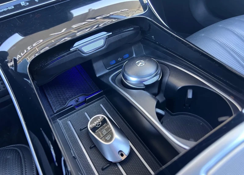 Mercedes-Benz S 63 AMG Long E-Performance 4Matic, снимка 9 - Автомобили и джипове - 53409836