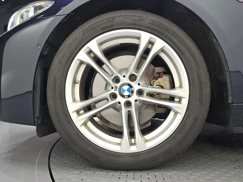 BMW 520 d-MSport xDrive - САМО 30% АВАНС, снимка 5 - Автомобили и джипове - 55740808