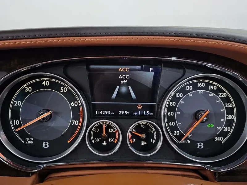 Bentley Flying Spur 6.0 - САМО 30% АВАНС, снимка 8 - Автомобили и джипове - 56222657