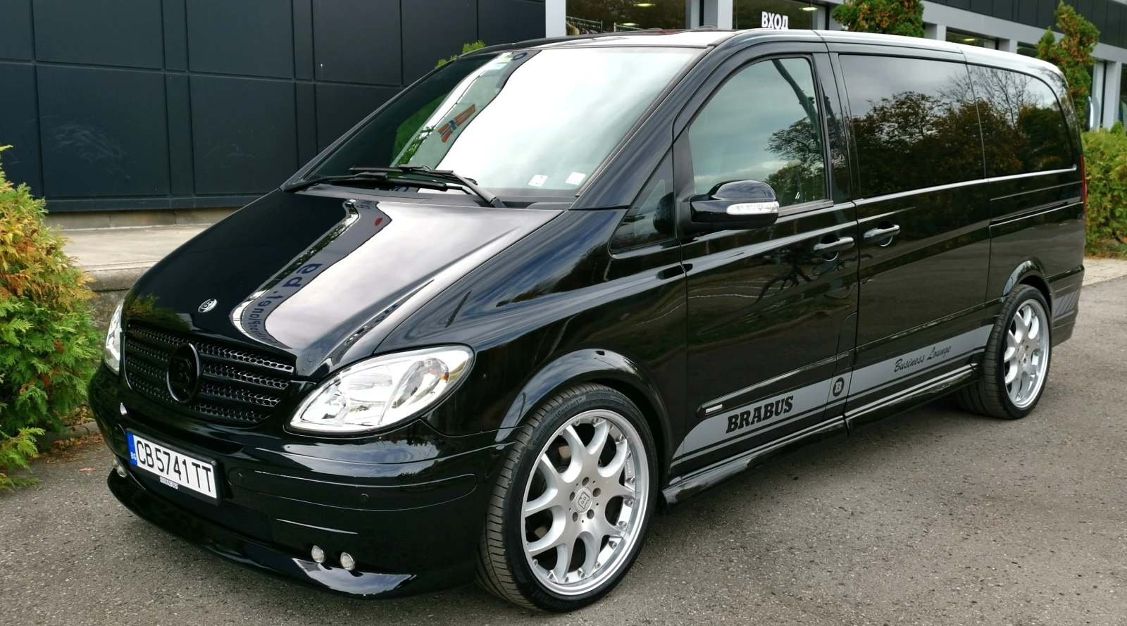 Mercedes-Benz Viano 3, 0 CDI BRABUS BUSINESS LOUNGE - [1] 