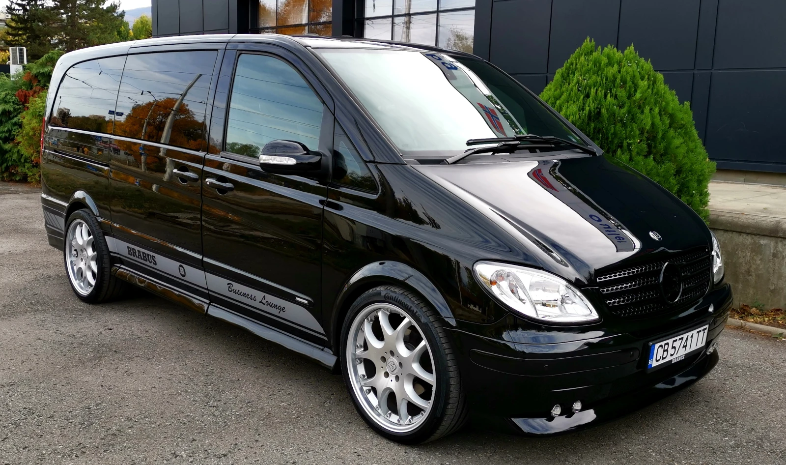 Mercedes-Benz Viano 3, 0 CDI BRABUS BUSINESS LOUNGE - изображение 7