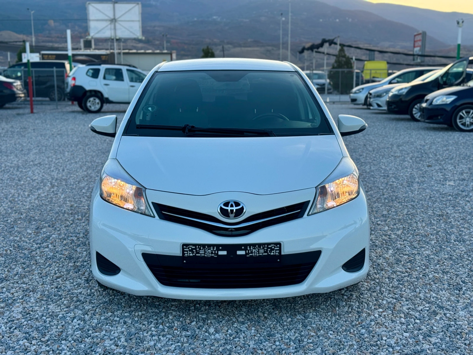 Toyota Yaris Toyota Yaris 1.4::D4D::ПОДГРЕВ::КАМЕРА - изображение 2