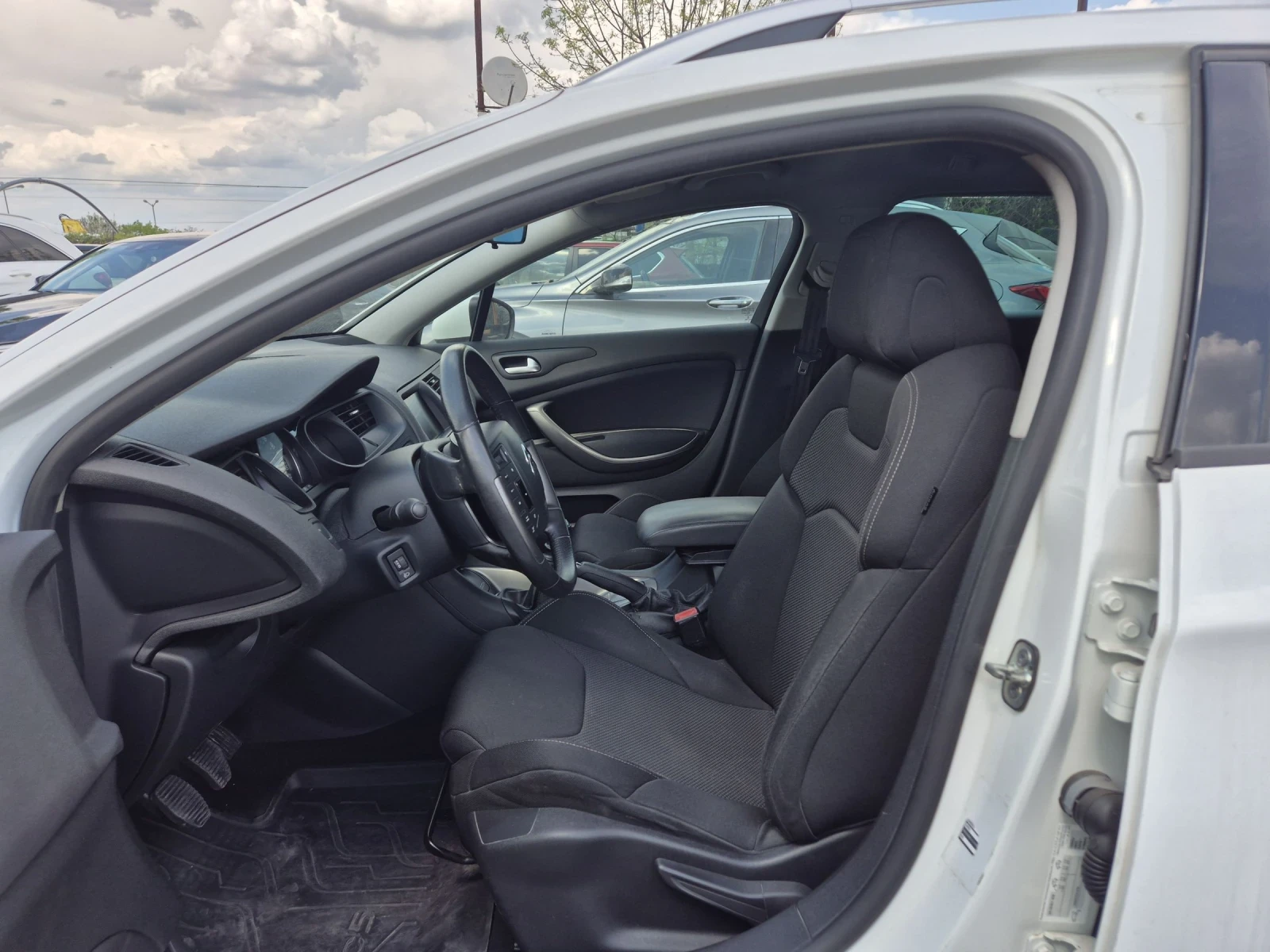 Citroen C5 2.0-НDI /EURO6/ - изображение 8