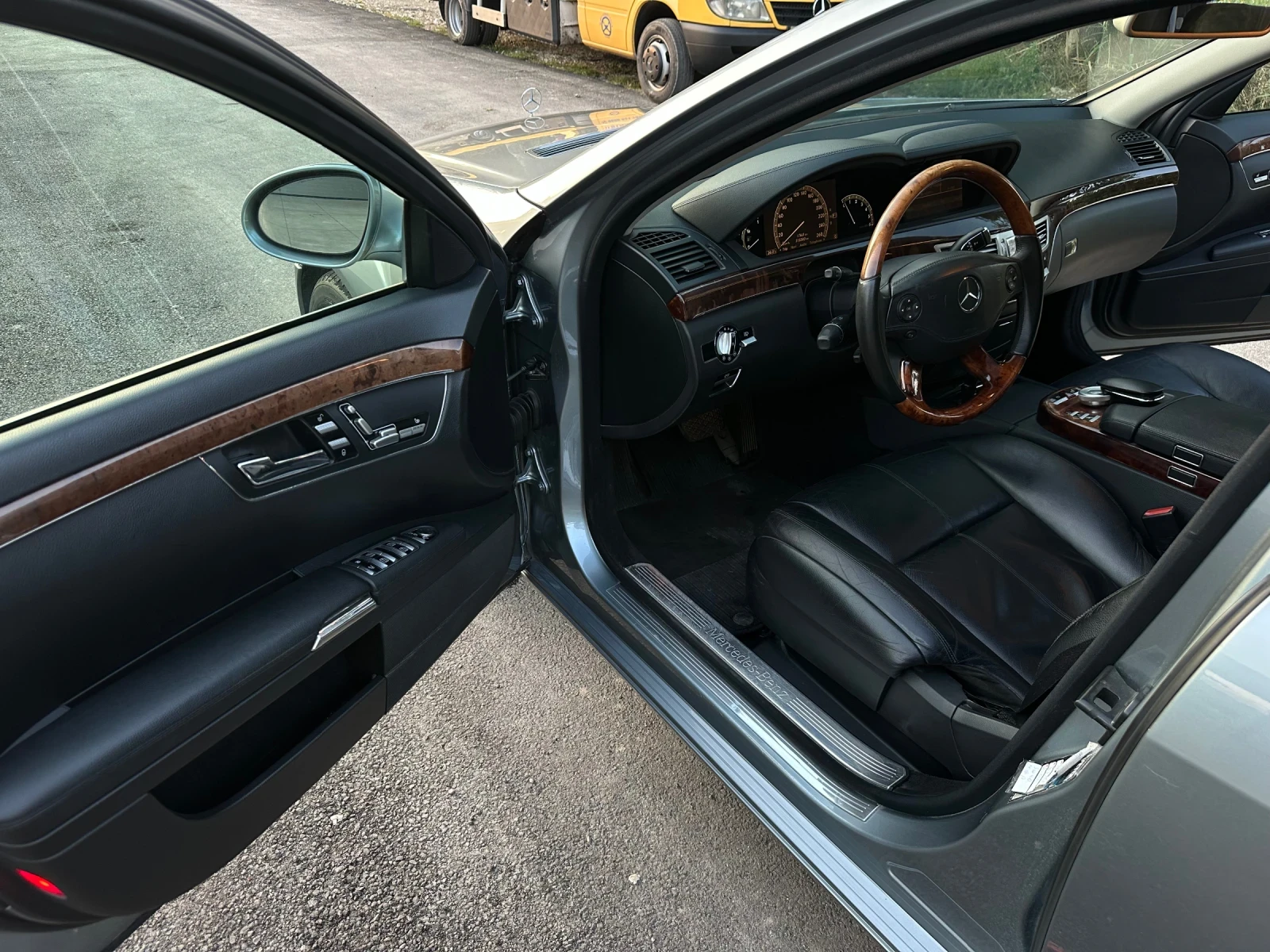 Mercedes-Benz S 320  - изображение 9