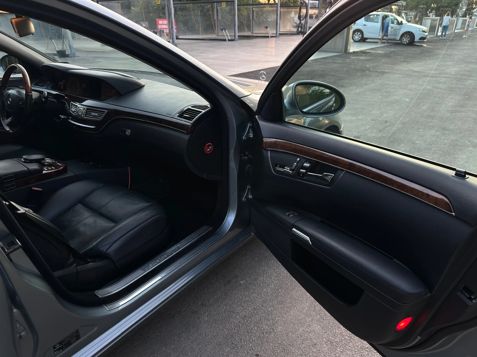 Mercedes-Benz S 320  - изображение 10