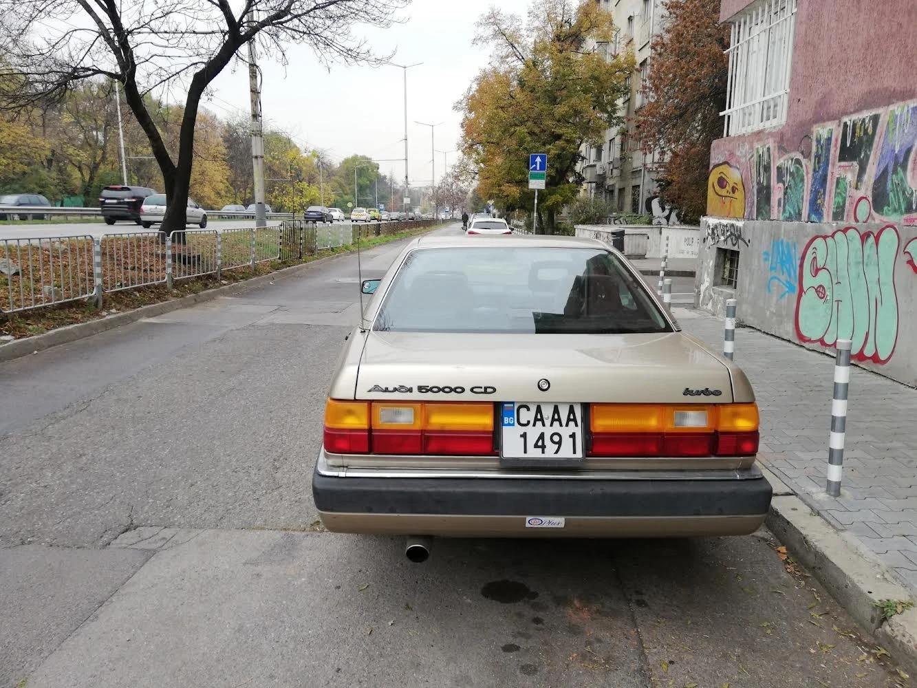 Audi 200 | Mobile.bg   4