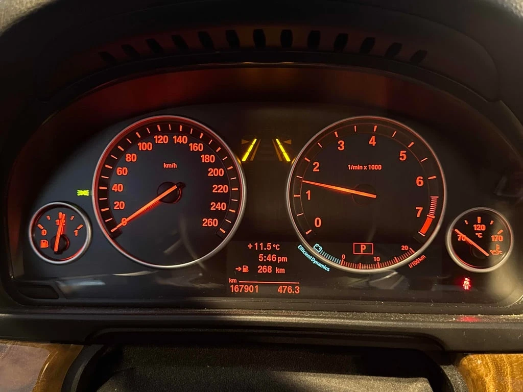 BMW 550 * 550i xDrive * CARFAX * БЕЗ ПЪРВОНАЧАЛНА ВНОСКА - изображение 8