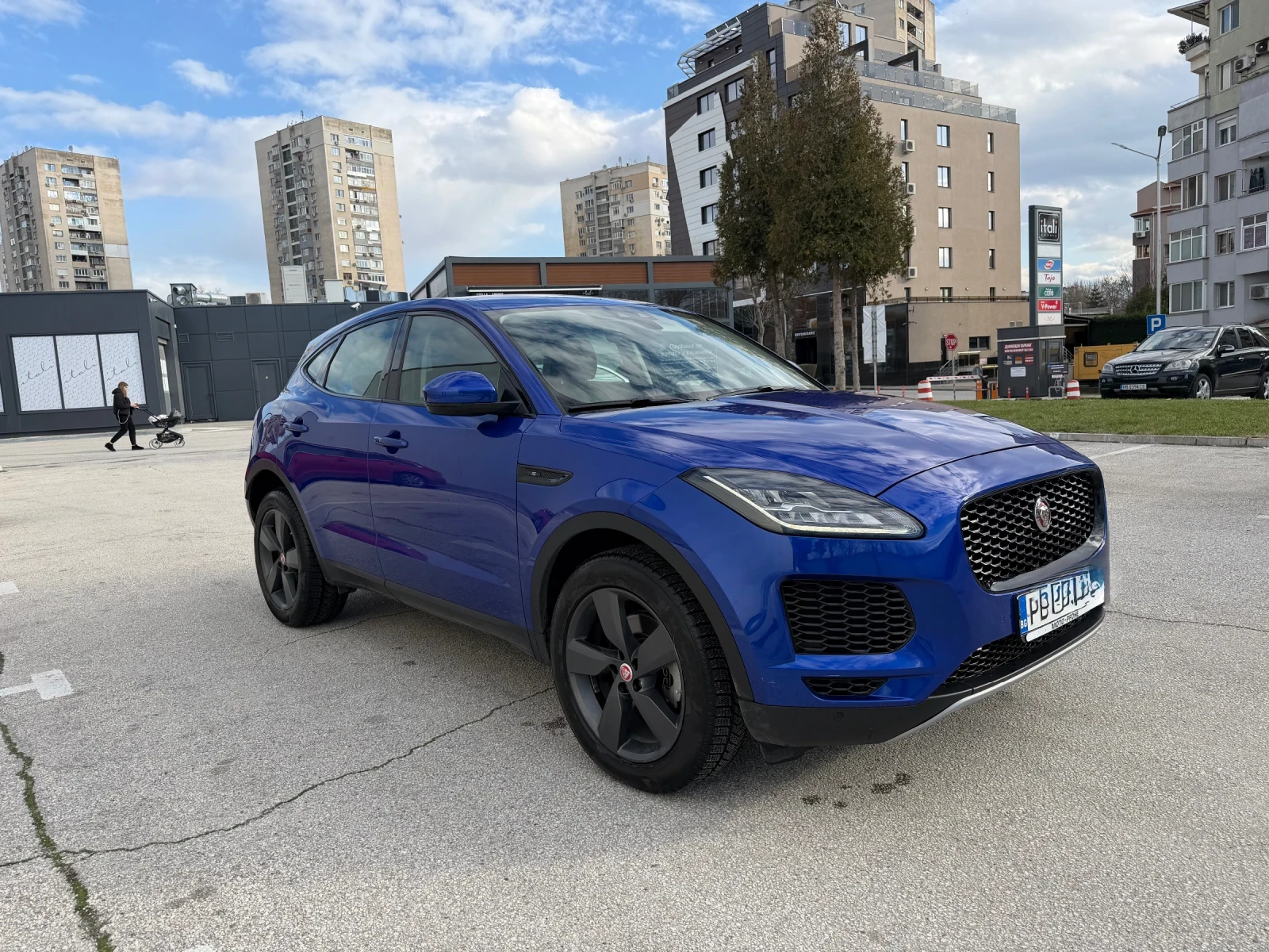 Jaguar E-pace  - изображение 3