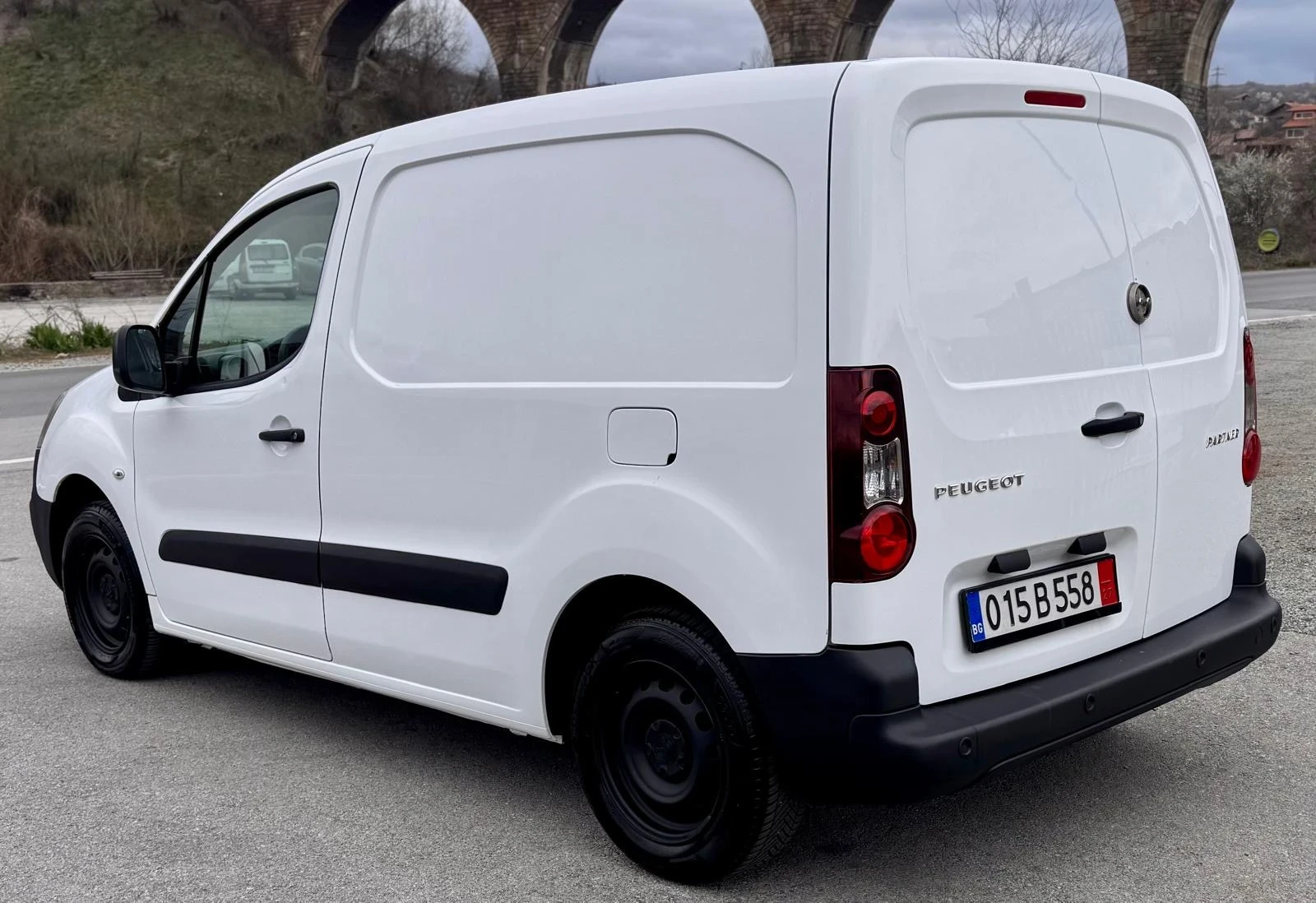 Citroen Berlingo 1.6 HDI Euro 6 , снимка 3 - Автомобили и джипове - 54020810