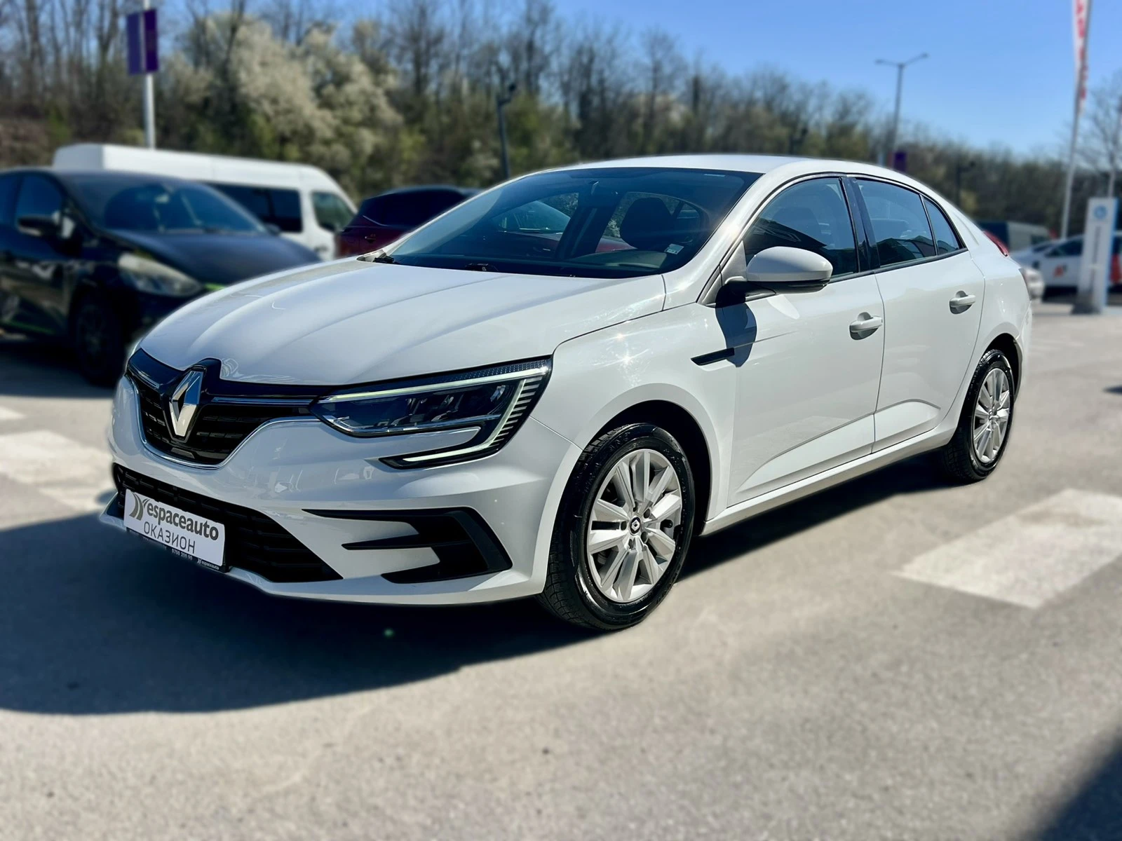 Renault Megane 1.3 TCe / 140 к.с. / ГАРАНЦИЯ | Auto.bg — изображение 1