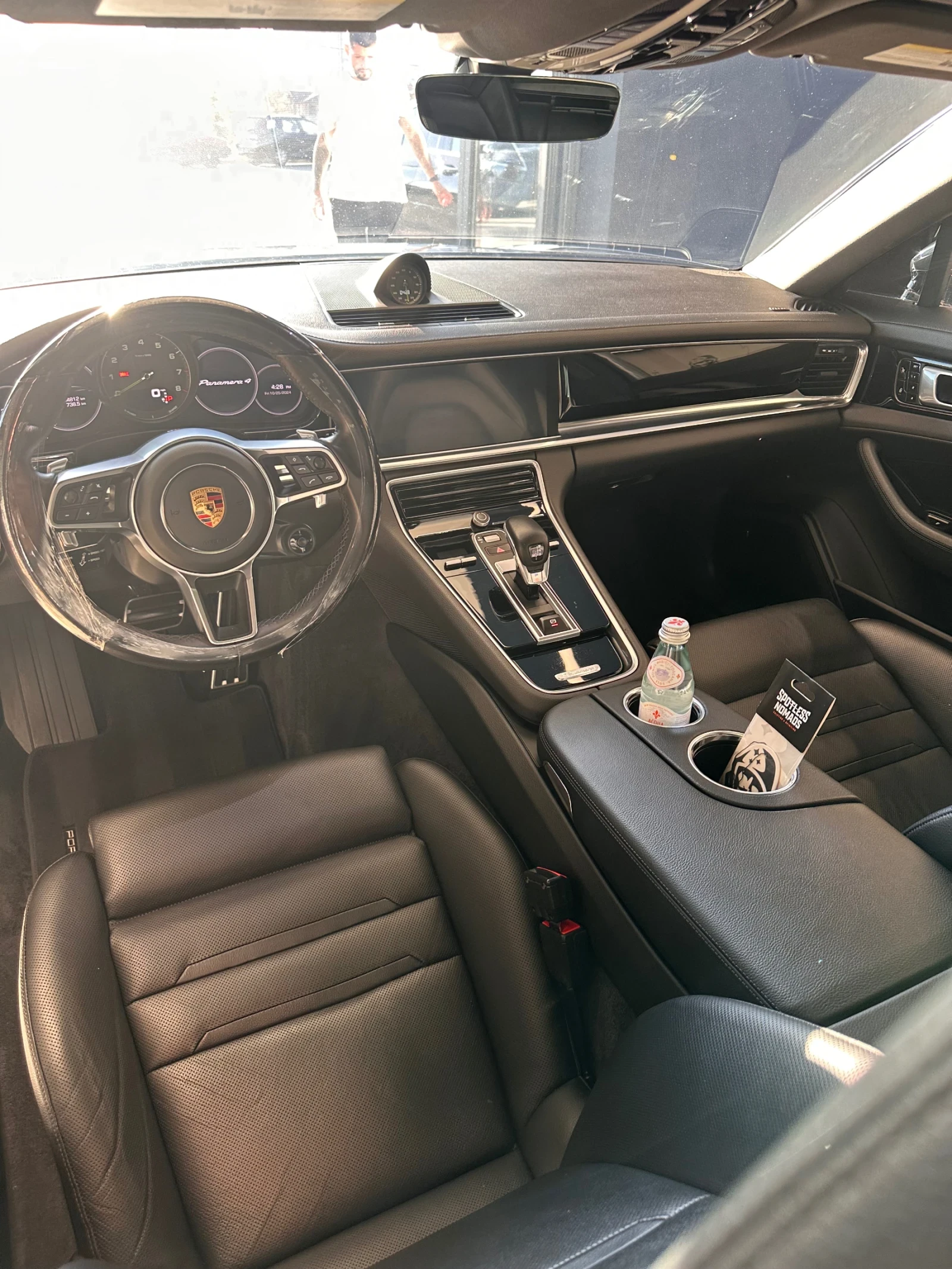 Porsche Panamera 4 E-Hybrid , снимка 3 - Автомобили и джипове - 54456009