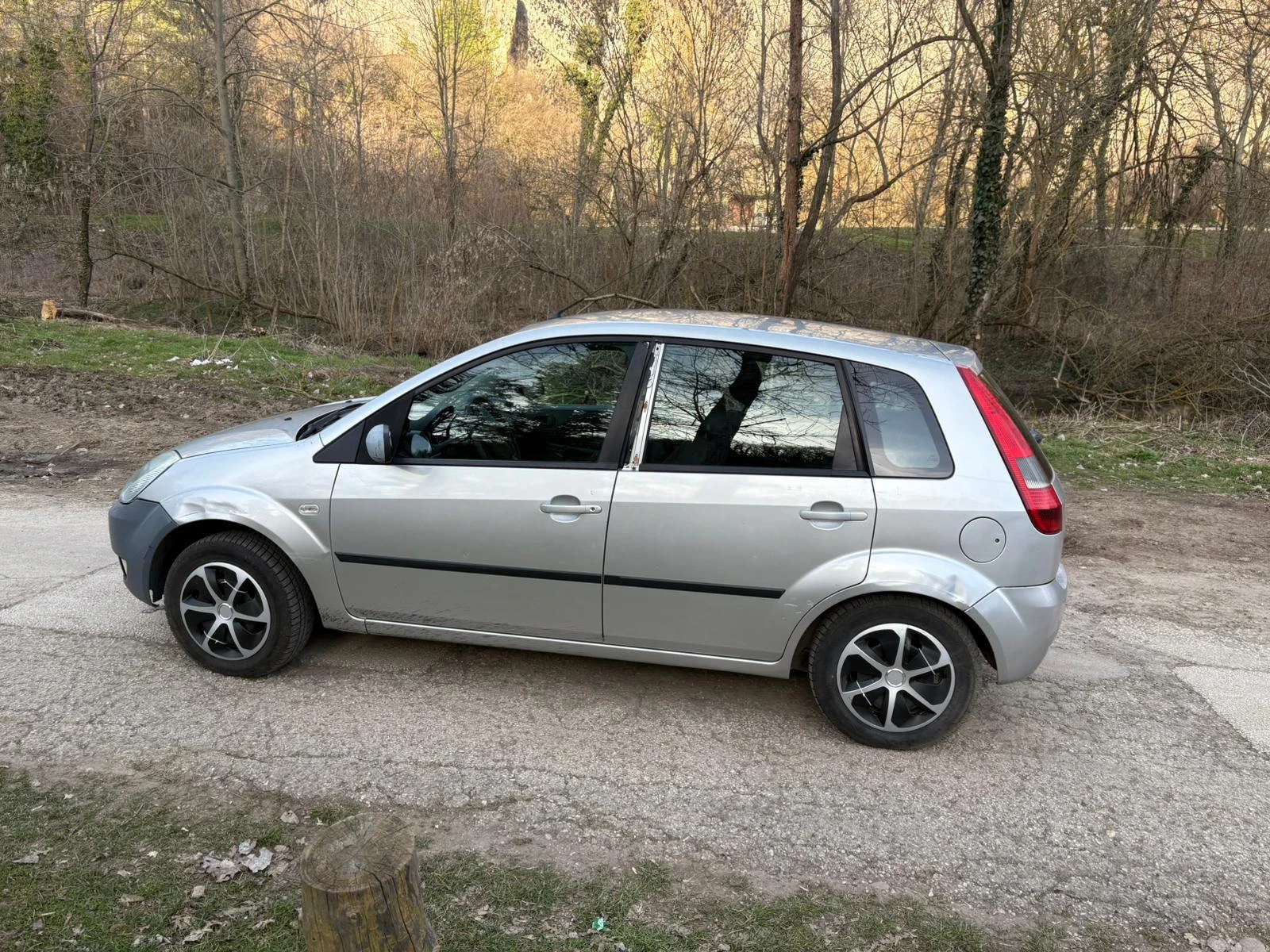 Ford Fiesta, снимка 3 - Автомобили и джипове - 54462695