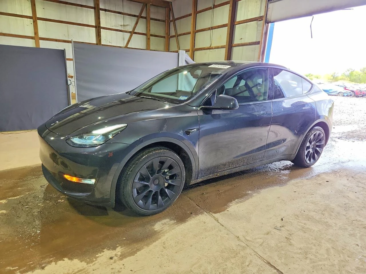 Tesla Model Y LONG RANGE DUAL MOTOR ALL-WHEEL DRIVE