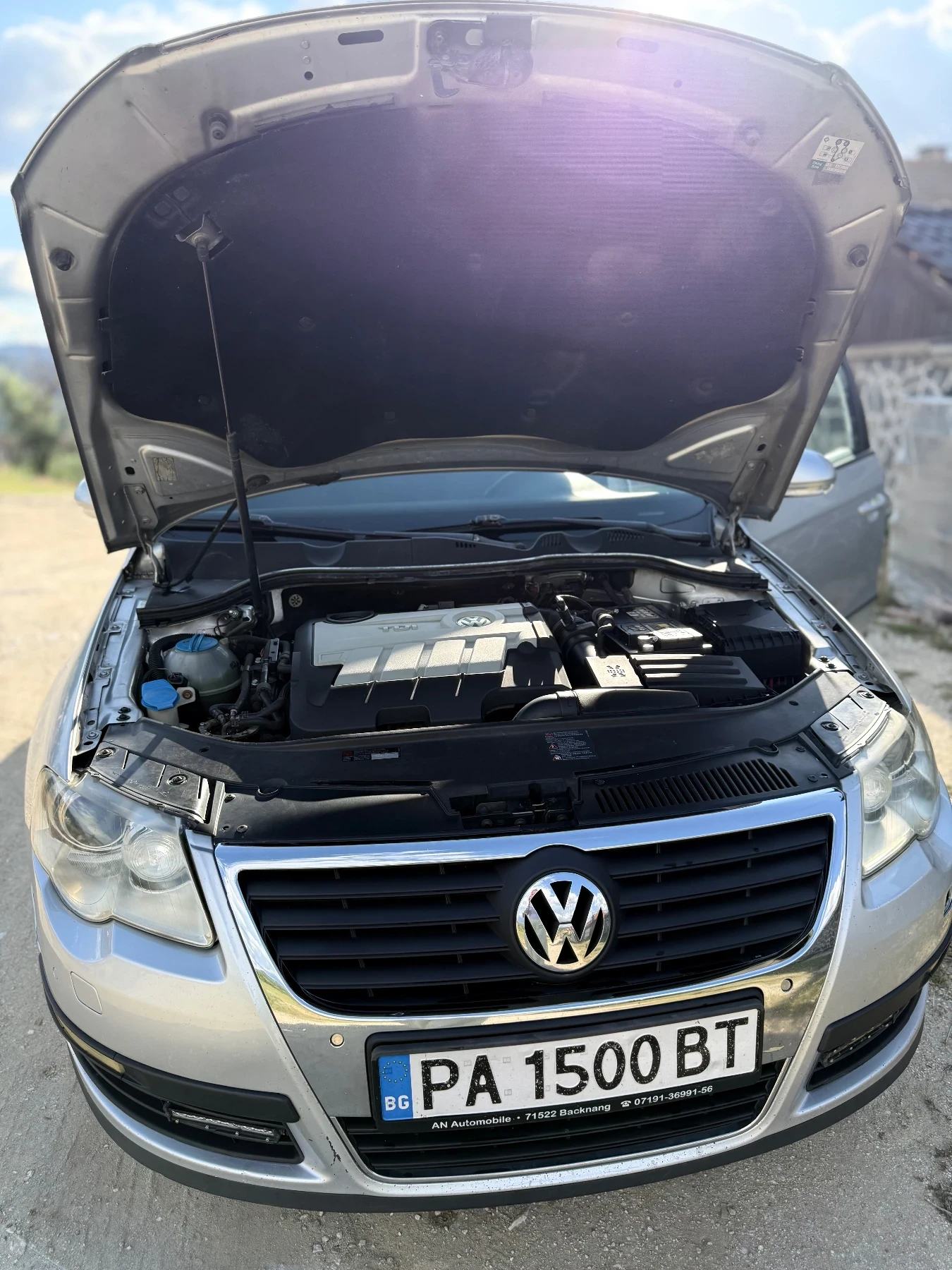 VW Passat TDI / 6скорости, снимка 5 - Автомобили и джипове - 54962405